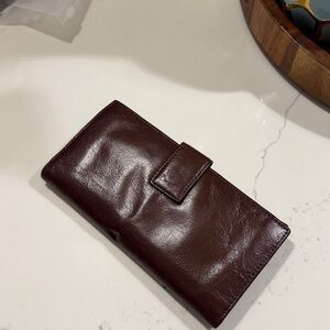 Woman's leather wallet